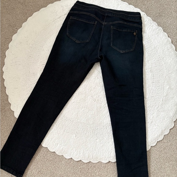 Democracy “Ab”solution Jeans - Picture 7 of 11